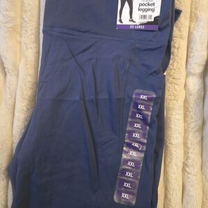 Stylish Navy Leggings with Pockets